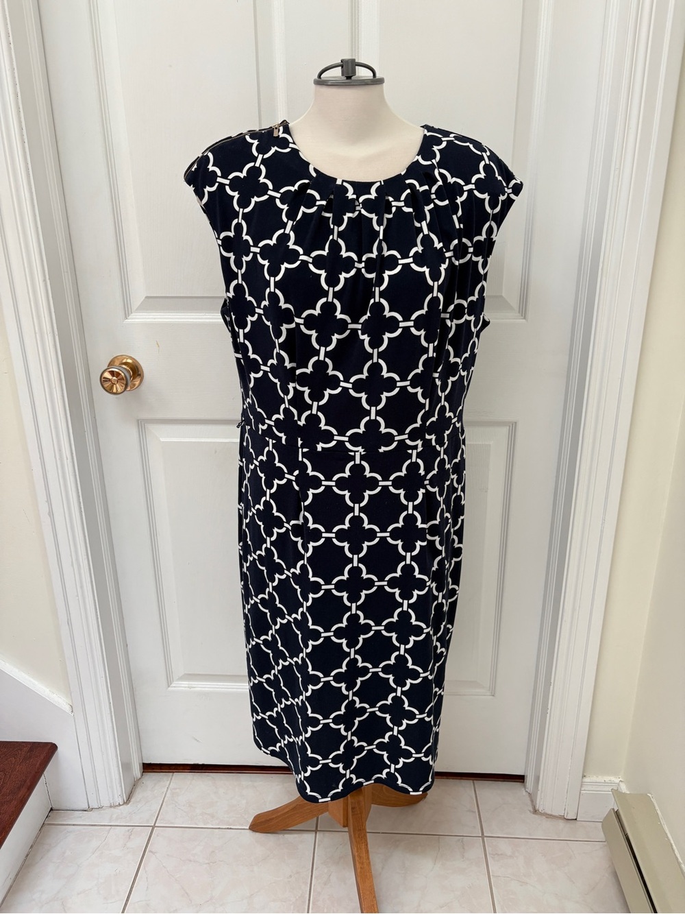 Charter Club Navy and White Geometric Midi Dress ladies size 16